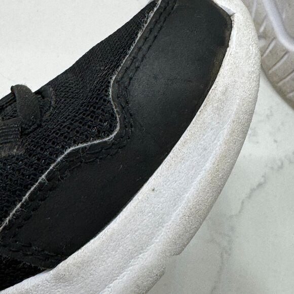 Under Armour Essential Sneakers Grade School 3.5Y Black White Matte Gold Shoes - Picture 13 of 15